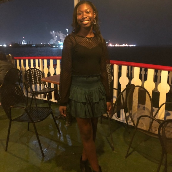 Mini ruffle skirt - Picture 2 of 2